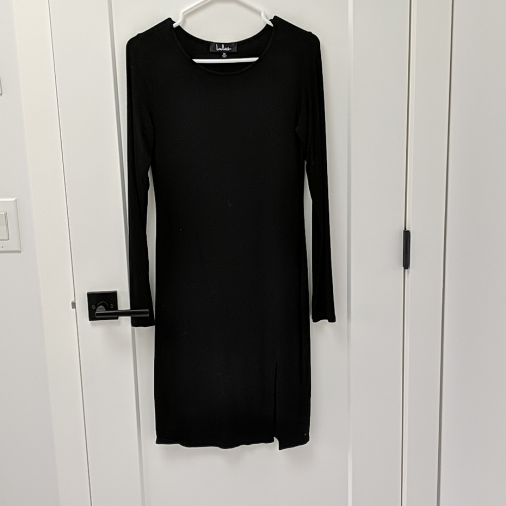 Lulu's Black Midi dress